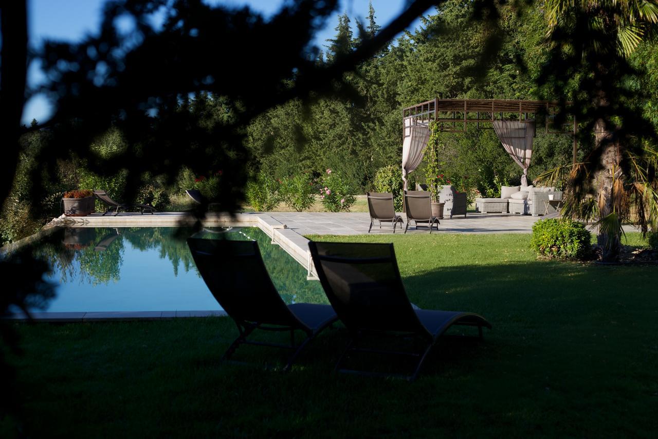 Chateau Des Cinq Cantons Carpentras Buitenkant foto