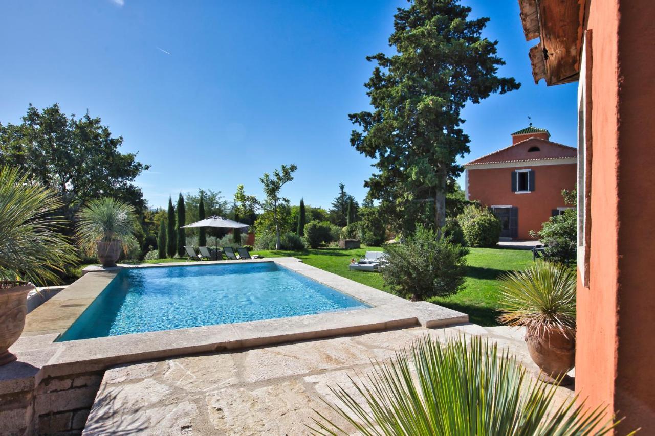 Chateau Des Cinq Cantons Carpentras Buitenkant foto